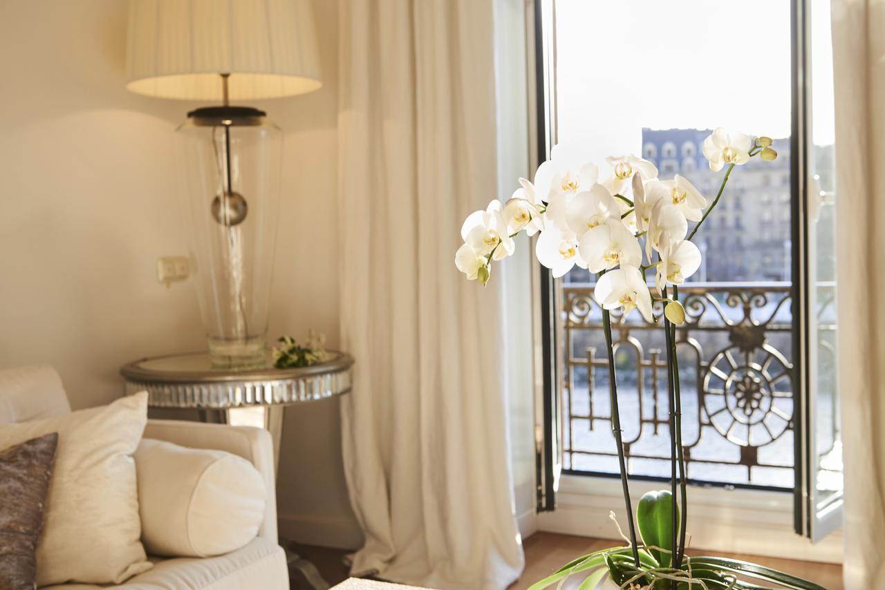 Deluxe Apt-Views To Historic Maria Cristina Hotel San Sebastian Exterior photo